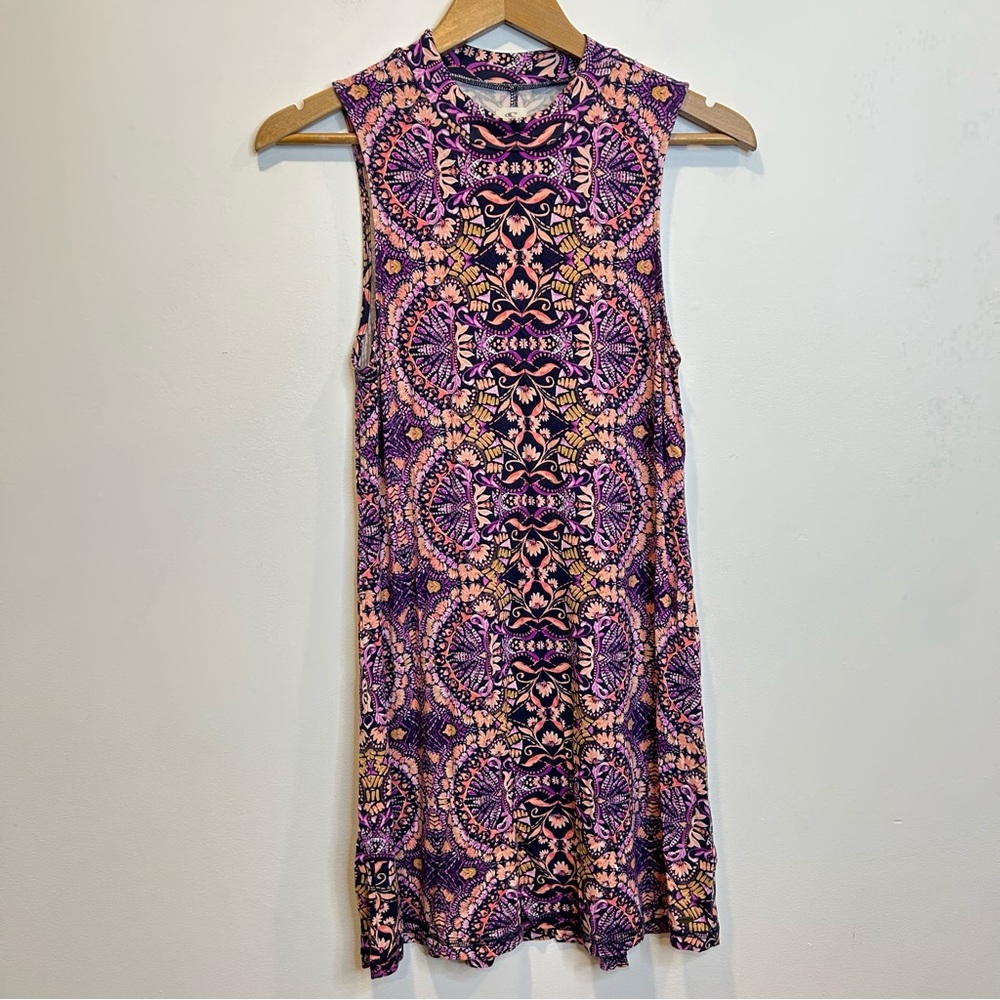 O’Neill Sleeveless printed High Neck Light Weight Stretch Dress
